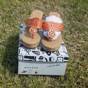 NWT ORANGE SANDLES. SZ 7